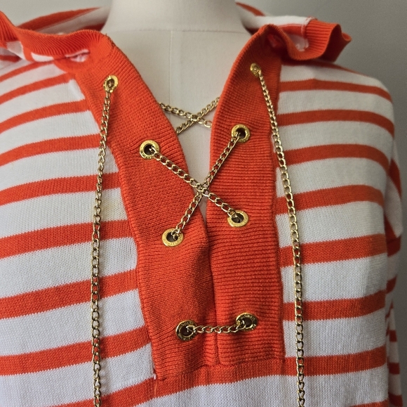 MICHAEL KORS Striped Orange and White Hooded Sweater With Gold Chain. Medium - Picture 5 of 13